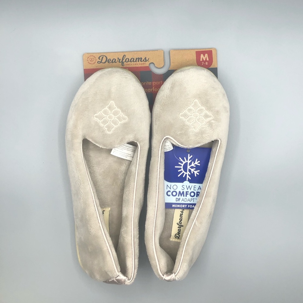 Women’s Dearfoam slippers